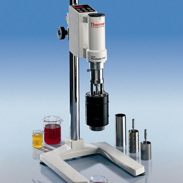 Prüfung Lackviskosität vor Verarbeitung